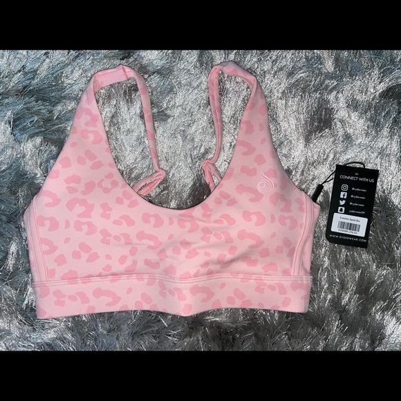 EVOLUTION SPORTS BRA + EVOLUTION HIGH WAISTED SCRUNCH LEGGINGS - Picture 2 of 7